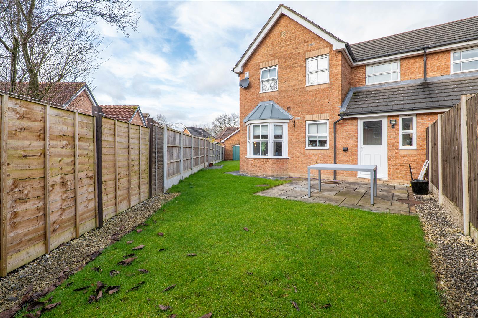 3 bed property in Birkdale Close, Chorley